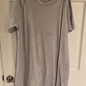 Ellen Tracy Gray Top